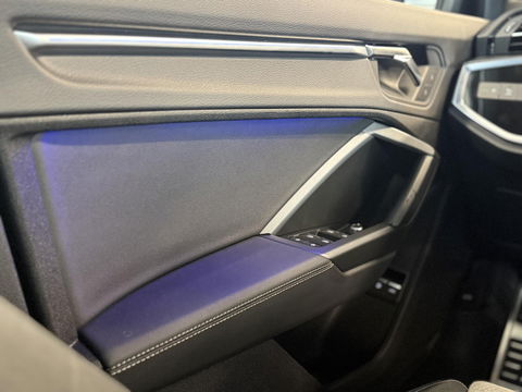 Audi Q3 45 TFSI e S edition 2 X S-Line|ACC|Sfeer|Matrix Led|Stoelverwarming|Cam