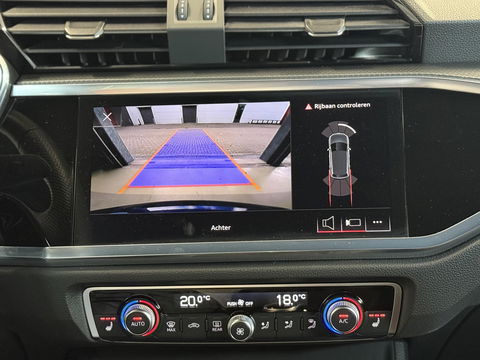 Audi Q3 45 TFSI e S edition 2 X S-Line|ACC|Sfeer|Matrix Led|Stoelverwarming|Cam