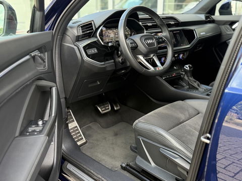 Audi Q3 45 TFSI e S edition 2 X S-Line|ACC|Sfeer|Matrix Led|Stoelverwarming|Cam