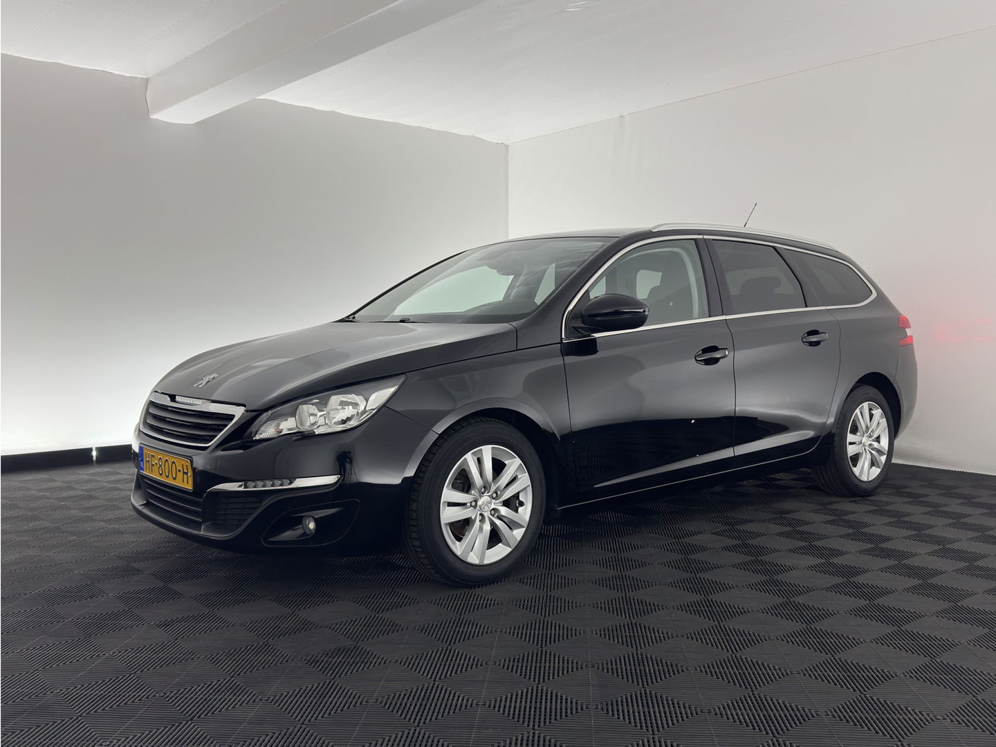 Peugeot 308 SW 1.6 BlueHDI Blue Lease Executive Pack *PANO | NAVI-FULLMAP | CAMERA | COMFORT-SEATS | DAB+ | ECC | PDC | CRUISE | PRIVACY-GLASS | TOWBAR | 16"ALU*