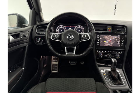 Volkswagen Golf 2.0 TSI GTI Performance | 245PK | DSG | Panoramadak | LED | Virtual Cockpit | Carplay | 19"LMV