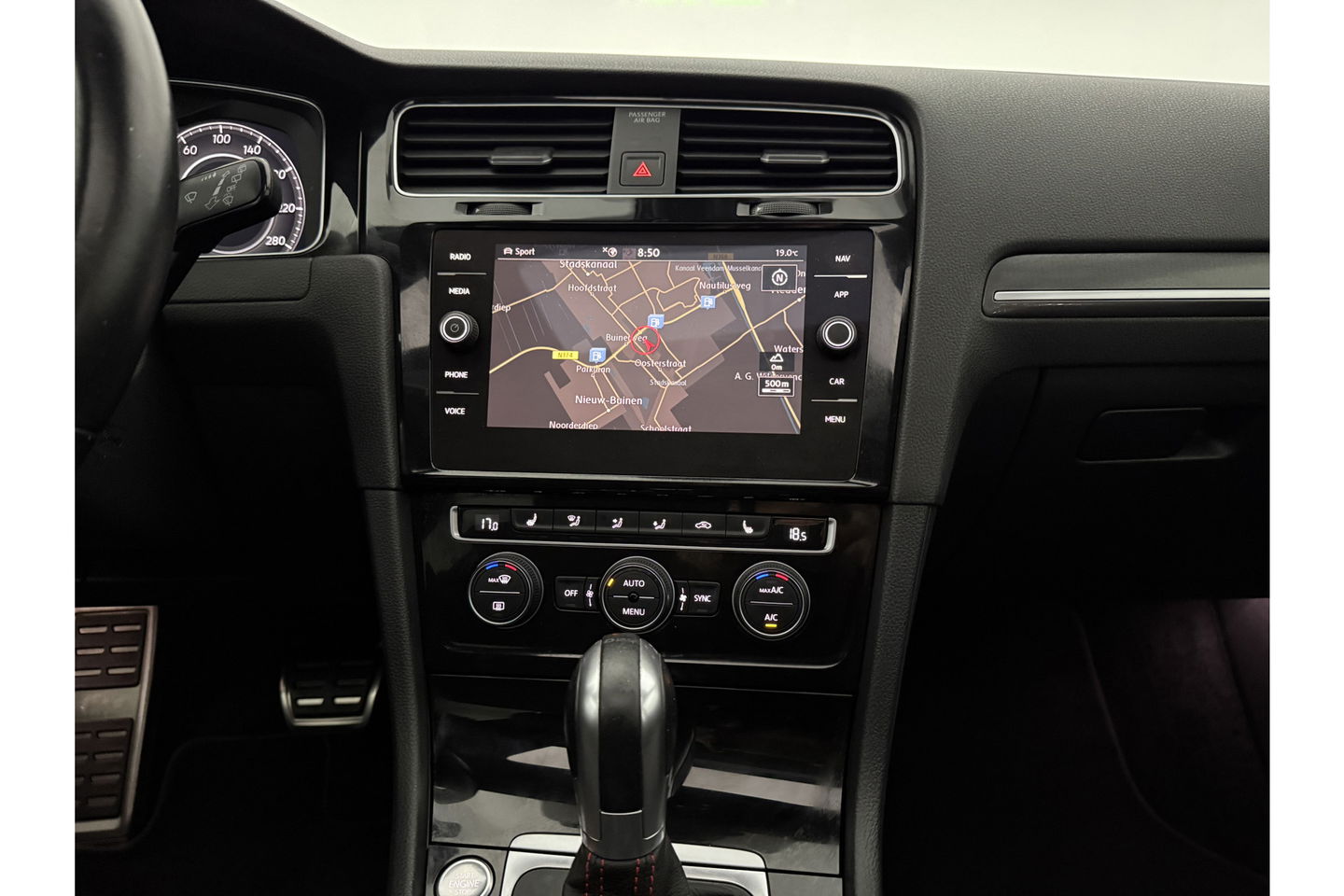 Volkswagen Golf 2.0 TSI GTI Performance | 245PK | DSG | Panoramadak | LED | Virtual Cockpit | Carplay | 19"LMV