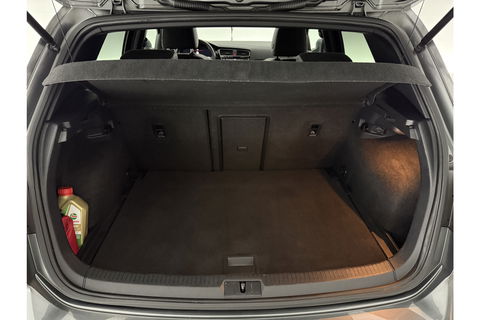 Volkswagen Golf 2.0 TSI GTI Performance | 245PK | DSG | Panoramadak | LED | Virtual Cockpit | Carplay | 19"LMV
