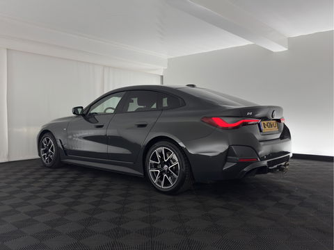 BMW i4 eDrive40 84 kWh M-Sportpack [ 3-Fase ] { SOH-95%} (INCL-BTW) *LEATHER-ALCANTARA | FULL-LED | ADAPTIVE-CRUISE | WIDE-SCREEN-DIGI-COCKPIT | DAB+ | CAMERA | AMBIENT-LIGHT | CARPLAY | SPORT-SEATS | PRIVACY-GLASS | TOWBAR | 18''ALU*