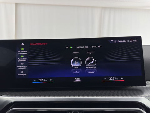BMW i4 eDrive40 84 kWh M-Sportpack [ 3-Fase ] { SOH-95%} (INCL-BTW) *LEATHER-ALCANTARA | FULL-LED | ADAPTIVE-CRUISE | WIDE-SCREEN-DIGI-COCKPIT | DAB+ | CAMERA | AMBIENT-LIGHT | CARPLAY | SPORT-SEATS | PRIVACY-GLASS | TOWBAR | 18''ALU*
