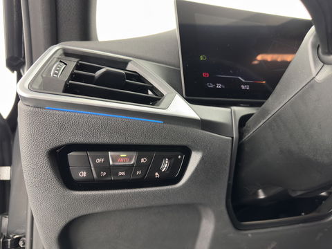 BMW i4 eDrive40 84 kWh M-Sportpack [ 3-Fase ] { SOH-95%} (INCL-BTW) *LEATHER-ALCANTARA | FULL-LED | ADAPTIVE-CRUISE | WIDE-SCREEN-DIGI-COCKPIT | DAB+ | CAMERA | AMBIENT-LIGHT | CARPLAY | SPORT-SEATS | PRIVACY-GLASS | TOWBAR | 18''ALU*