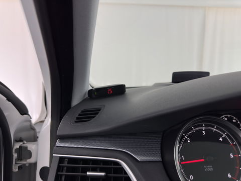 Peugeot 508 SW 1.6 e-HDi Active Aut. *PANO | HEAD-UP | XENON | NAVI-FULLMAP | COMFORT-SEATS | ECC | SHIFT-PADDLES | PDC |  PRIVACY-GLASS | CRUISE | 17''ALU*