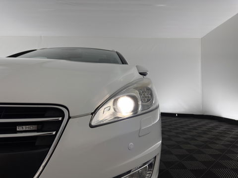 Peugeot 508 SW 1.6 e-HDi Active Aut. *PANO | HEAD-UP | XENON | NAVI-FULLMAP | COMFORT-SEATS | ECC | SHIFT-PADDLES | PDC |  PRIVACY-GLASS | CRUISE | 17''ALU*