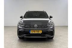 Volkswagen Tiguan 1.4 TSI eHybrid 225PK R-Line | 360° Camera | Sfeerverl. | IQ LED | Carplay | Virtual Cockpit | Trekhaak | 19"LMV