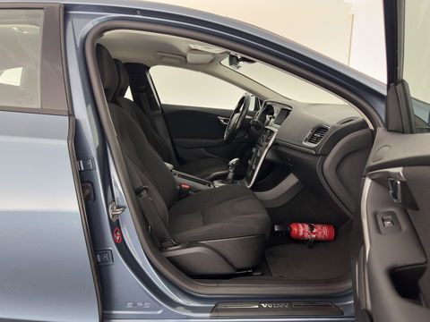 Volvo V40 1.6 D2 Kinetic *NAVI-FULLMAP | COMFORT-SEATS | ECC | PDC | SIPS | CRUISE | 16''ALU*