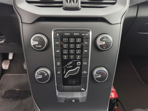 Volvo V40 1.6 D2 Kinetic *NAVI-FULLMAP | COMFORT-SEATS | ECC | PDC | SIPS | CRUISE | 16''ALU*