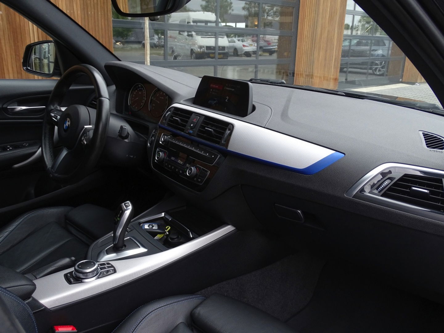 BMW 1-serie 118i automaat Executive / M-sport / I-drive / LED *NAP*