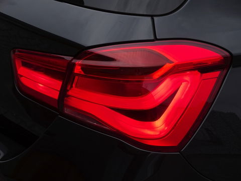 BMW 1-serie 118i automaat Executive / M-sport / I-drive / LED *NAP*