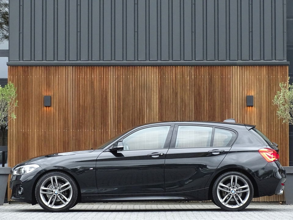 BMW 1-serie 118i automaat Executive / M-sport / I-drive / LED *NAP*