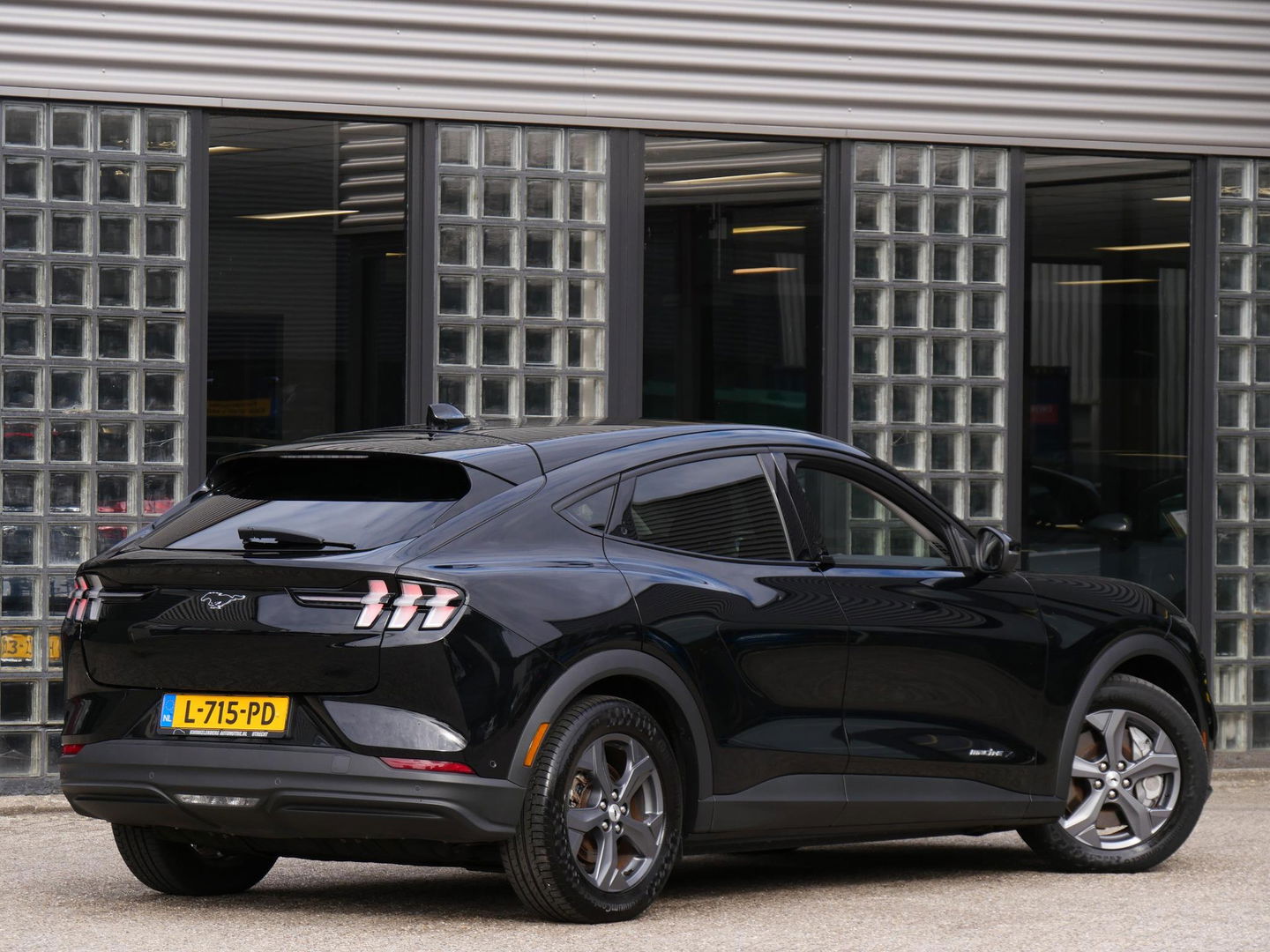 Ford Mustang Mach-E EXTENDED RWD 98kWh/ TECHNOLOGY PACK PLUS