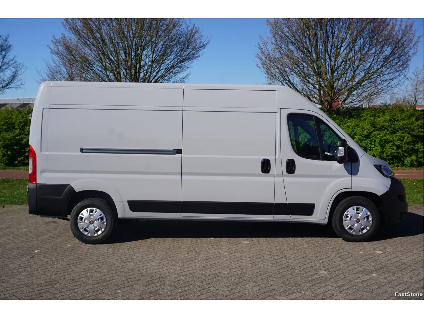 Fiat Ducato Maxi 35 2.2 180PK L3H2 Automaat BPM VRIJ!! Clima, Navi, LED, Cam, Gev. Stoel, Trekhaak, 270° Deur NR. 198