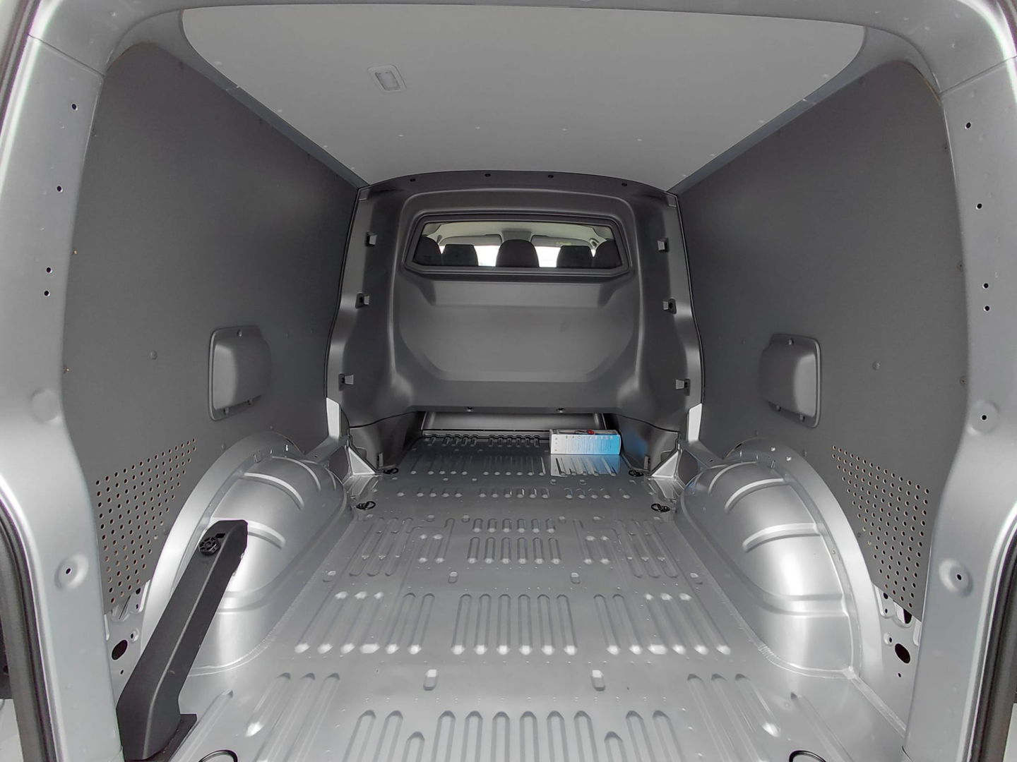 Volkswagen Transporter DC Highline 2.0TDI 204PK BPM VRIJ!! Navi, Camera, LED, 18" LM!! NR. 847