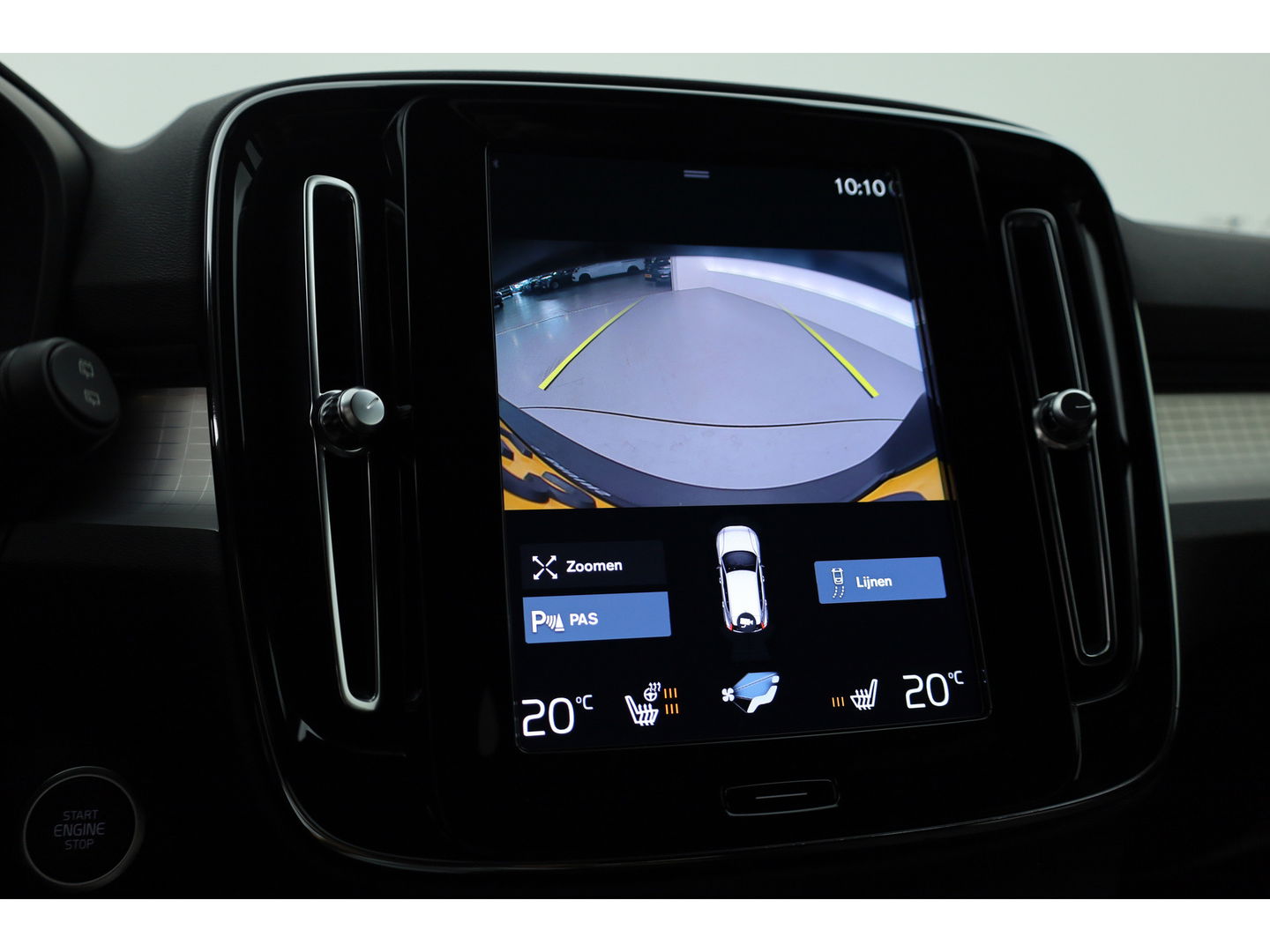 Volvo XC40 1.5 T4 Plug-in hybrid Core Bright | Camera | Navi | Stoel- & Stuurverw. | CarPlay |