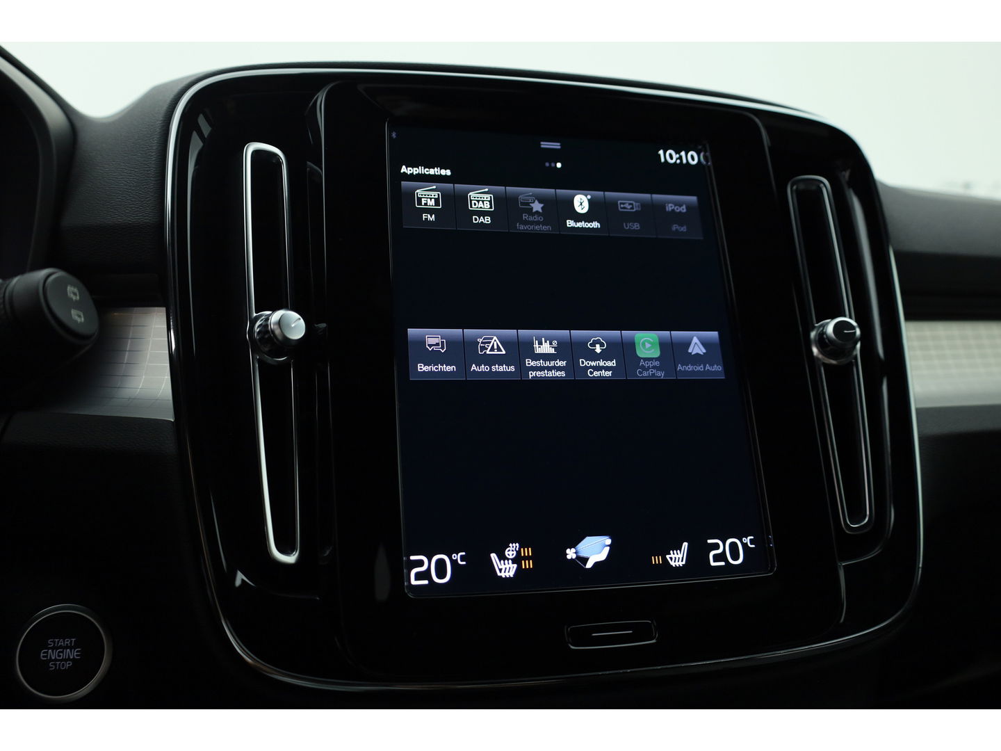 Volvo XC40 1.5 T4 Plug-in hybrid Core Bright | Camera | Navi | Stoel- & Stuurverw. | CarPlay |