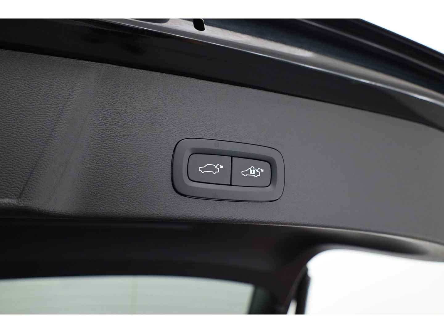Volvo XC40 1.5 T4 Plug-in hybrid Core Bright | Camera | Navi | Stoel- & Stuurverw. | CarPlay |