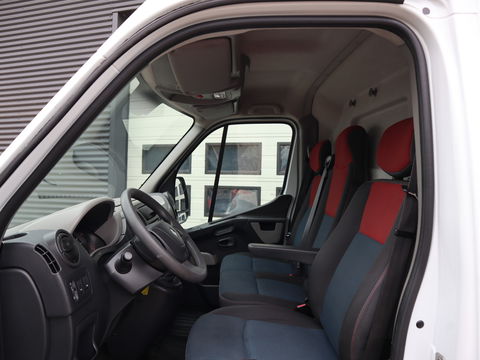 Renault Master T35 2.3 dCi 126pk L1H2 - Airco - Cruise - 3 Zits - Euro 5