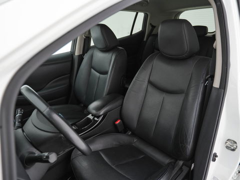 Nissan Leaf Tekna 24 kWh Aut. *LUXURY-LEATHER | FULL-LED | BOSE-SURROUND | TOP-VIEW | KEYLESS | NAVI-FULLMAP | ECC | HEATED-COMFORTSEATS | CAMERA | DIGI-COCKPIT | PRIVACY-GLASS |  17"ALU*