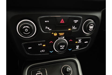 Jeep Compass 1.4 MultiAir 141PK Longitude | Camera | Cruise Control | Clima | Navigatie | PDC | 17"LMV | Carplay