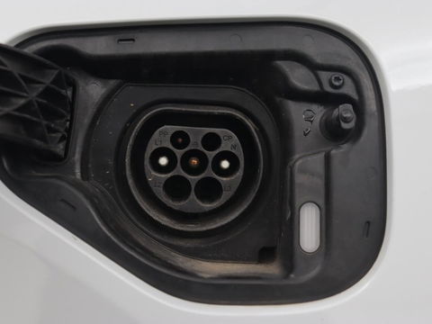 Škoda Octavia Combi 1.4 TSI iV PHEV Business Edition | Adaptive Cruise | Stoel & Stuurverwarming | LED | Navigatie | Carplay | Massage | Elektrische achterklep | Camera