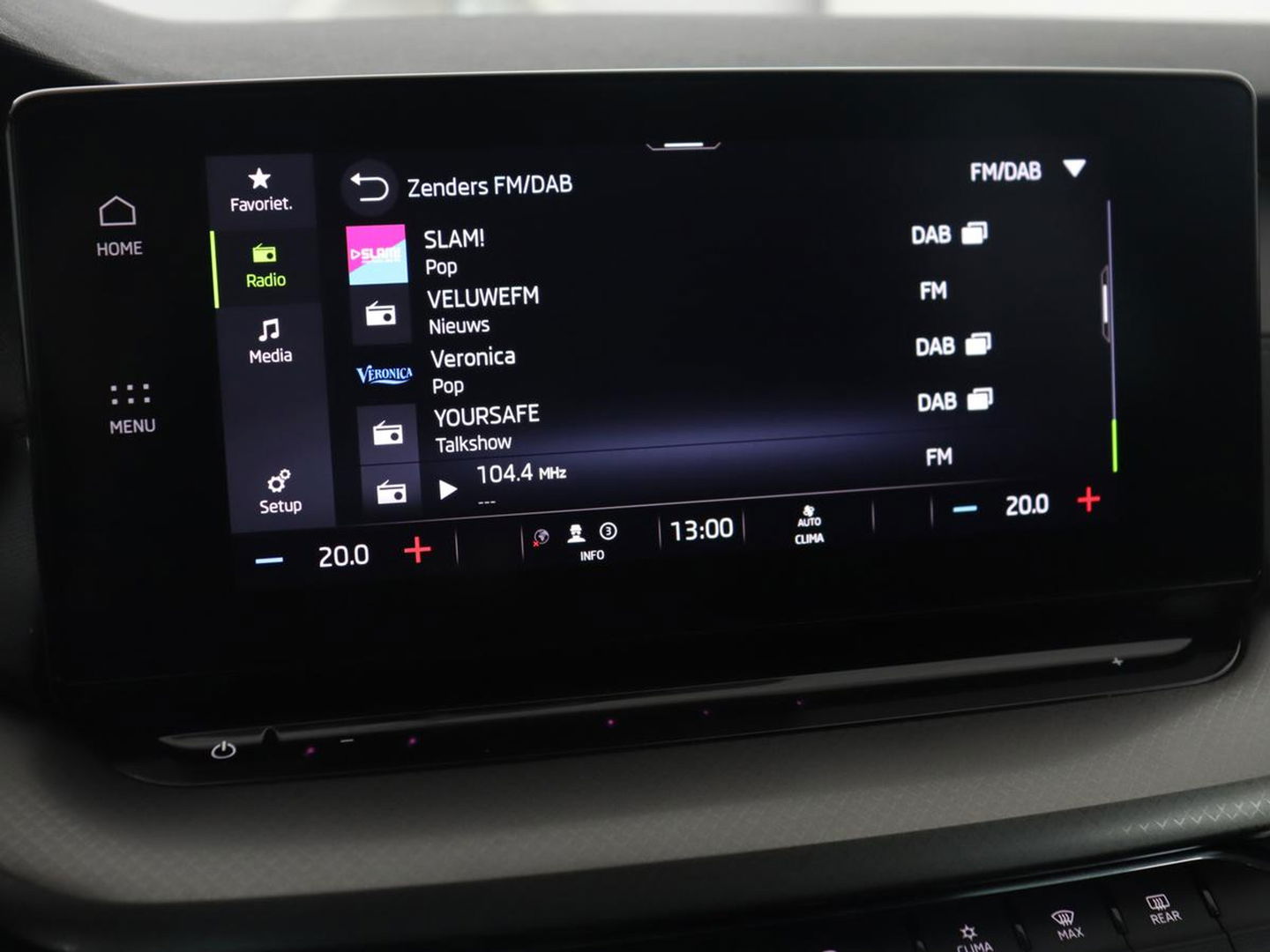 Škoda Octavia Combi 1.4 TSI iV PHEV Business Edition | Adaptive Cruise | Stoel & Stuurverwarming | LED | Navigatie | Carplay | Massage | Elektrische achterklep | Camera