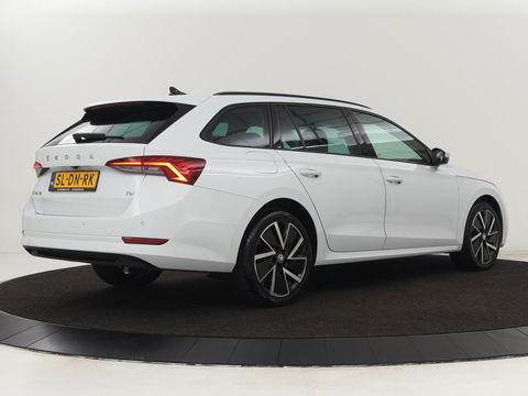 Škoda Octavia Combi 1.4 TSI iV PHEV Business Edition | Adaptive Cruise | Stoel & Stuurverwarming | LED | Navigatie | Carplay | Massage | Elektrische achterklep | Camera