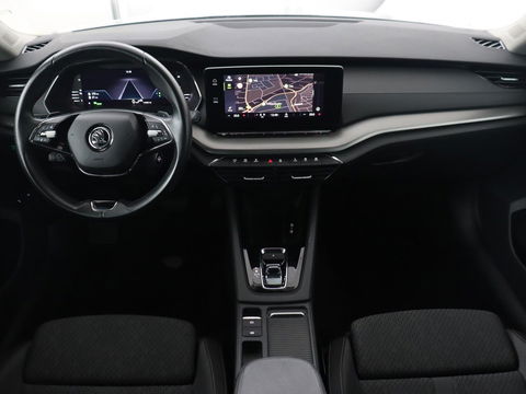 Škoda Octavia Combi 1.4 TSI iV PHEV Business Edition | Adaptive Cruise | Stoel & Stuurverwarming | LED | Navigatie | Carplay | Massage | Elektrische achterklep | Camera