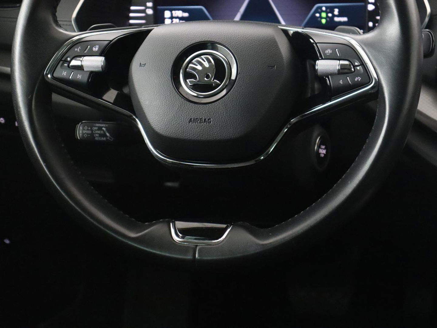Škoda Octavia Combi 1.4 TSI iV PHEV Business Edition | Adaptive Cruise | Stoel & Stuurverwarming | LED | Navigatie | Carplay | Massage | Elektrische achterklep | Camera