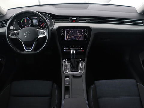 Volkswagen Passat Variant 1.4 TSI PHEV GTE Business | Adaptive Cruise | Navigatie | Virtual Cockpit | Massage | Stoelverwarming | Carplay