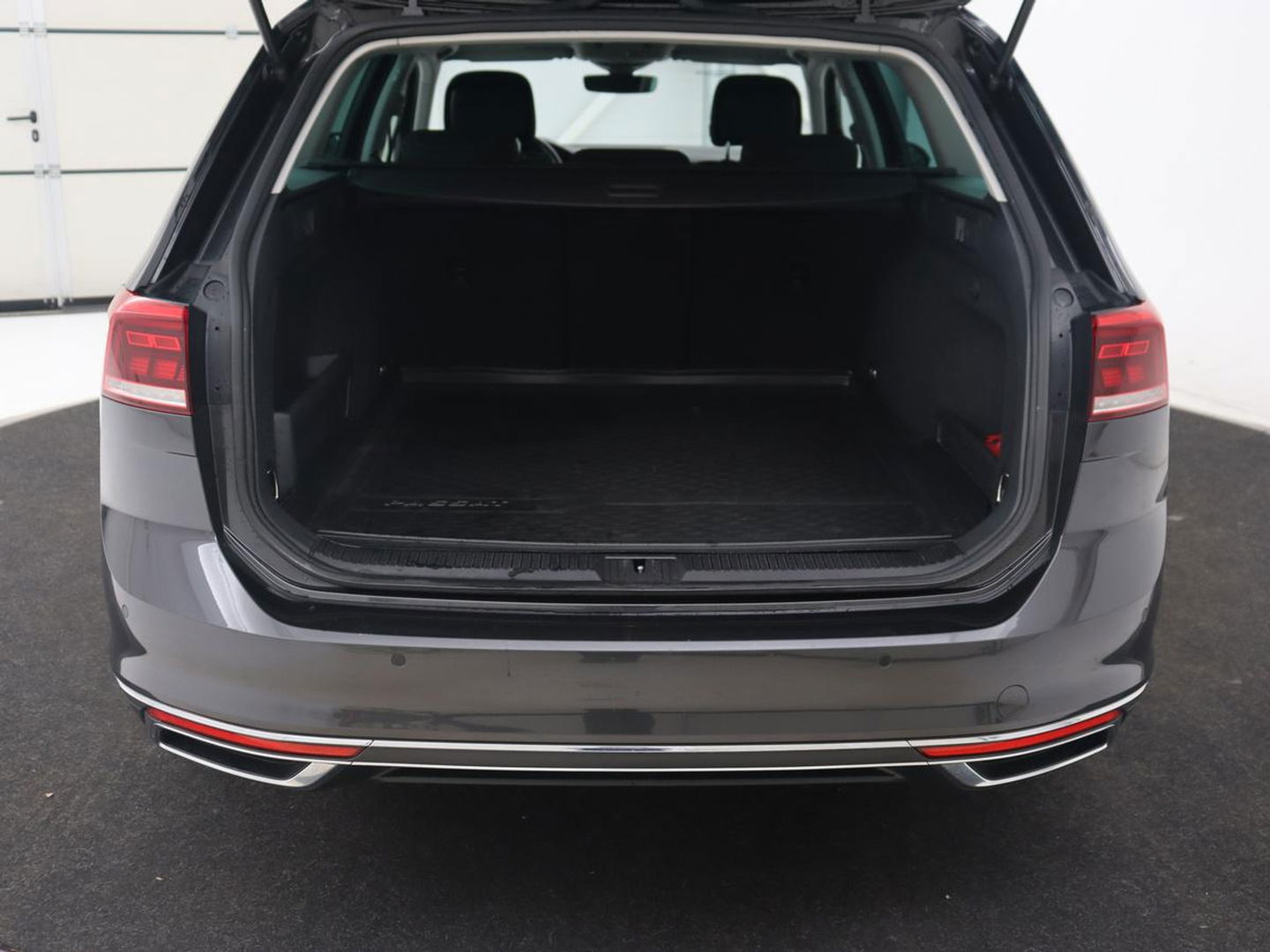 Volkswagen Passat Variant 1.4 TSI PHEV GTE Business | Adaptive Cruise | Navigatie | Virtual Cockpit | Massage | Stoelverwarming | Carplay