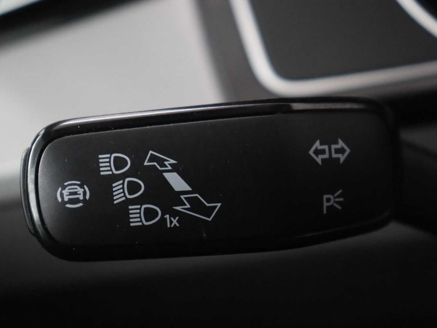 Volkswagen Passat Variant 1.4 TSI PHEV GTE Business | Adaptive Cruise | Navigatie | Virtual Cockpit | Massage | Stoelverwarming | Carplay