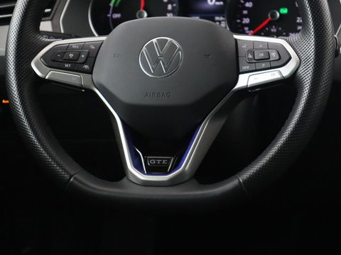 Volkswagen Passat 1.4 TSI PHEV GTE Business | Adaptive Cruise | Navigatie | Massage | Stoelverwarming | Carplay | Parkeerhulp | Plug In