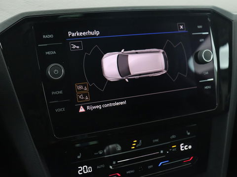Volkswagen Passat 1.4 TSI PHEV GTE Business | Adaptive Cruise | Navigatie | Massage | Stoelverwarming | Carplay | Parkeerhulp | Plug In