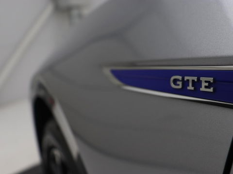 Volkswagen Passat 1.4 TSI PHEV GTE Business | Adaptive Cruise | Navigatie | Massage | Stoelverwarming | Carplay | Parkeerhulp | Plug In