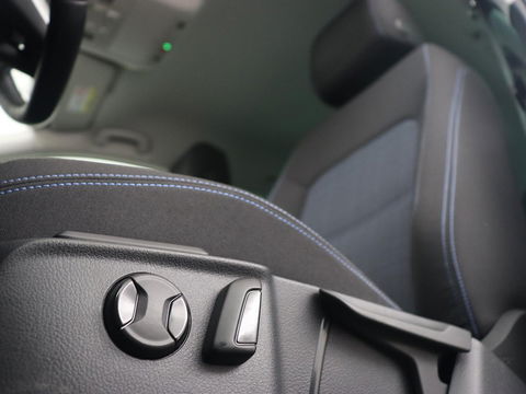 Volkswagen Passat 1.4 TSI PHEV GTE Business | Adaptive Cruise | Navigatie | Massage | Stoelverwarming | Carplay | Parkeerhulp | Plug In