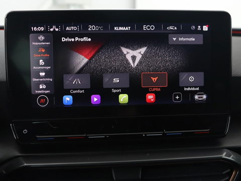 CUPRA Leon Sportstourer 1.4 TSI eHybrid PHEV VZ | Trekhaak Wegklapbaar | Stuurverwarming | Full LED | Camera | Stoelverwarming | Apple Carplay