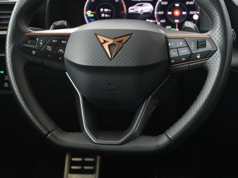 CUPRA Leon Sportstourer 1.4 TSI eHybrid PHEV VZ | Trekhaak Wegklapbaar | Stuurverwarming | Full LED | Camera | Stoelverwarming | Apple Carplay