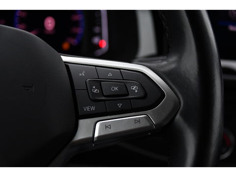 Volkswagen Transporter 2.0 TDI L2H1 Bulli Virtual, Cruise, Carplay, Automaat, Multimedia, Sensoren, 150PK, Trekhaak, LED, UNIEK!