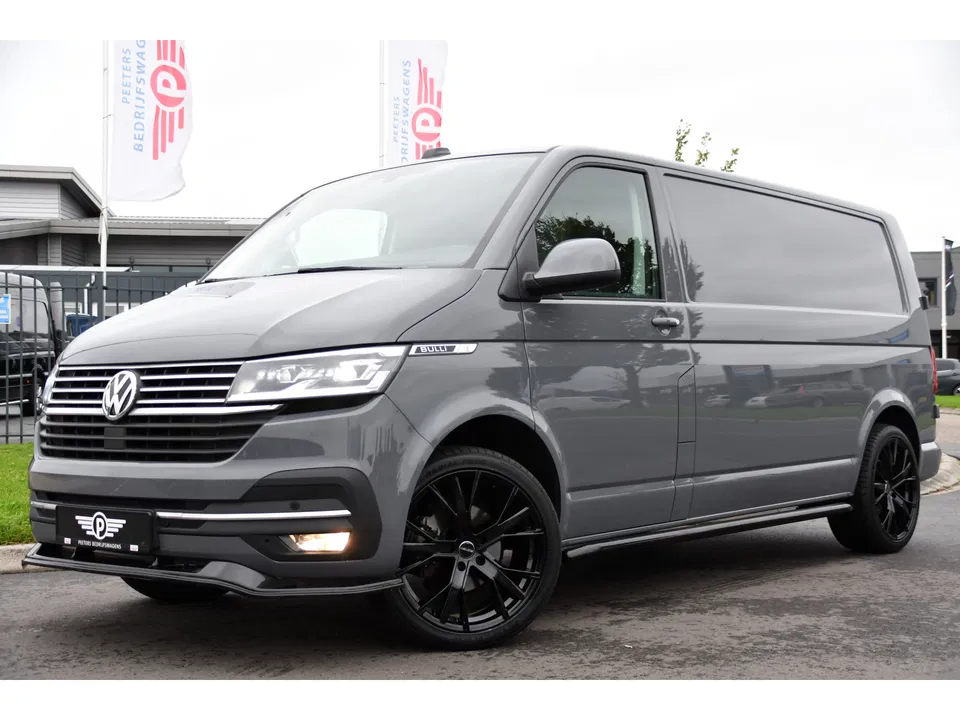 Volkswagen Transporter 2.0 TDI L2H1 Bulli Virtual, Cruise, Carplay, Automaat, Multimedia, Sensoren, 150PK, Trekhaak, LED, UNIEK!