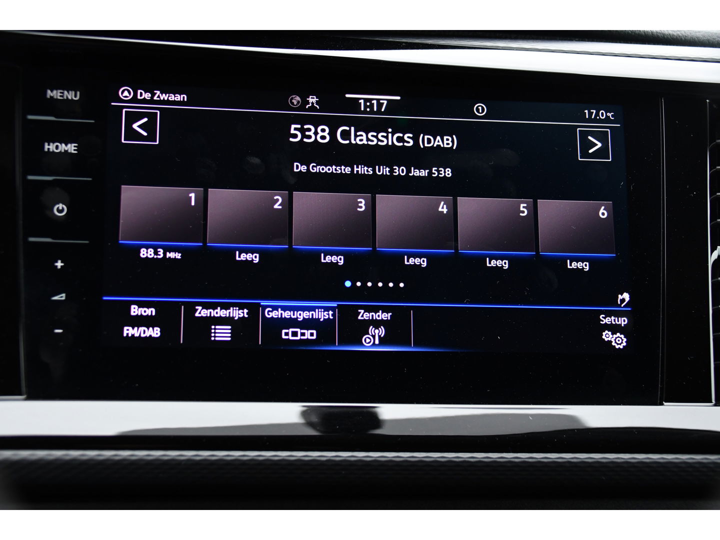 Volkswagen Transporter 2.0 TDI L2H1 Bulli Virtual, Cruise, Carplay, Automaat, Multimedia, Sensoren, 150PK, Trekhaak, LED, UNIEK!