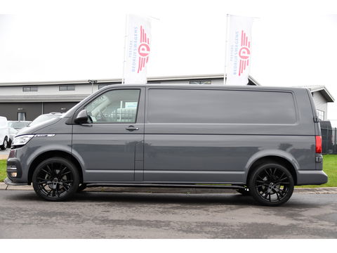 Volkswagen Transporter 2.0 TDI L2H1 Bulli Virtual, Cruise, Carplay, Automaat, Multimedia, Sensoren, 150PK, Trekhaak, LED, UNIEK!