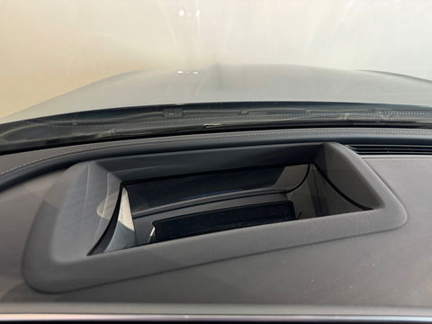 Mercedes-Benz C-Klasse 300 e AMG Pano|Burm|Memory|360cam|HuD