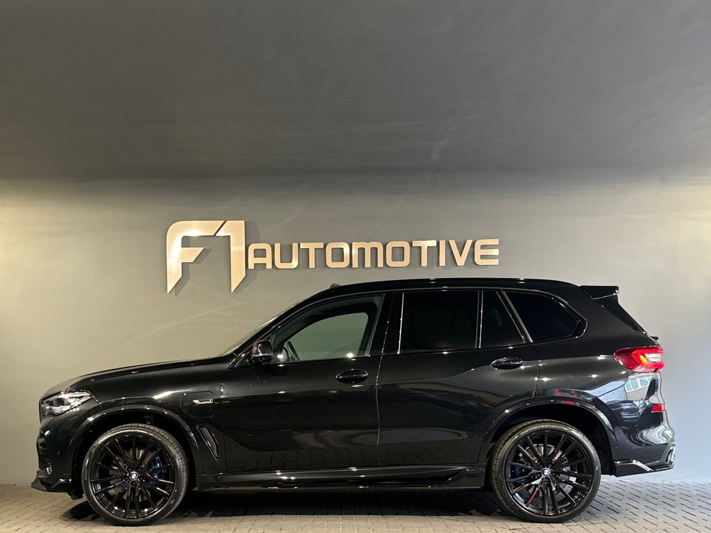 BMW X5 XDrive45e High Exec M Sport Pano|HuD|Skylounge|Memory