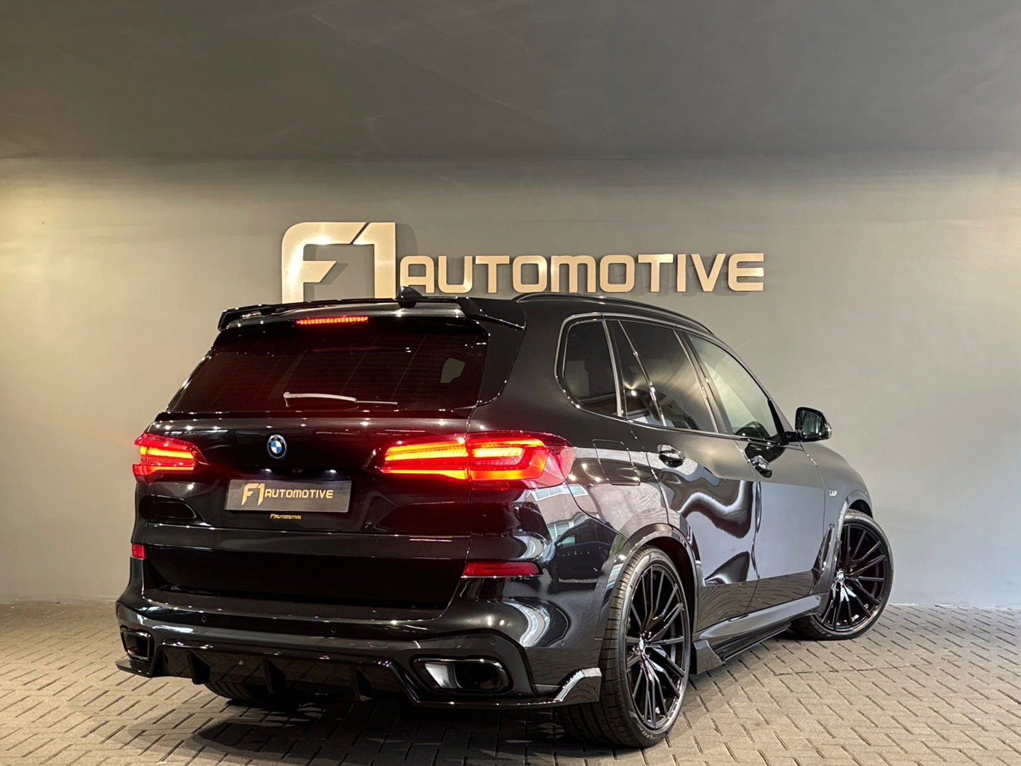 BMW X5 XDrive45e High Exec M Sport Pano|HuD|Skylounge|Memory