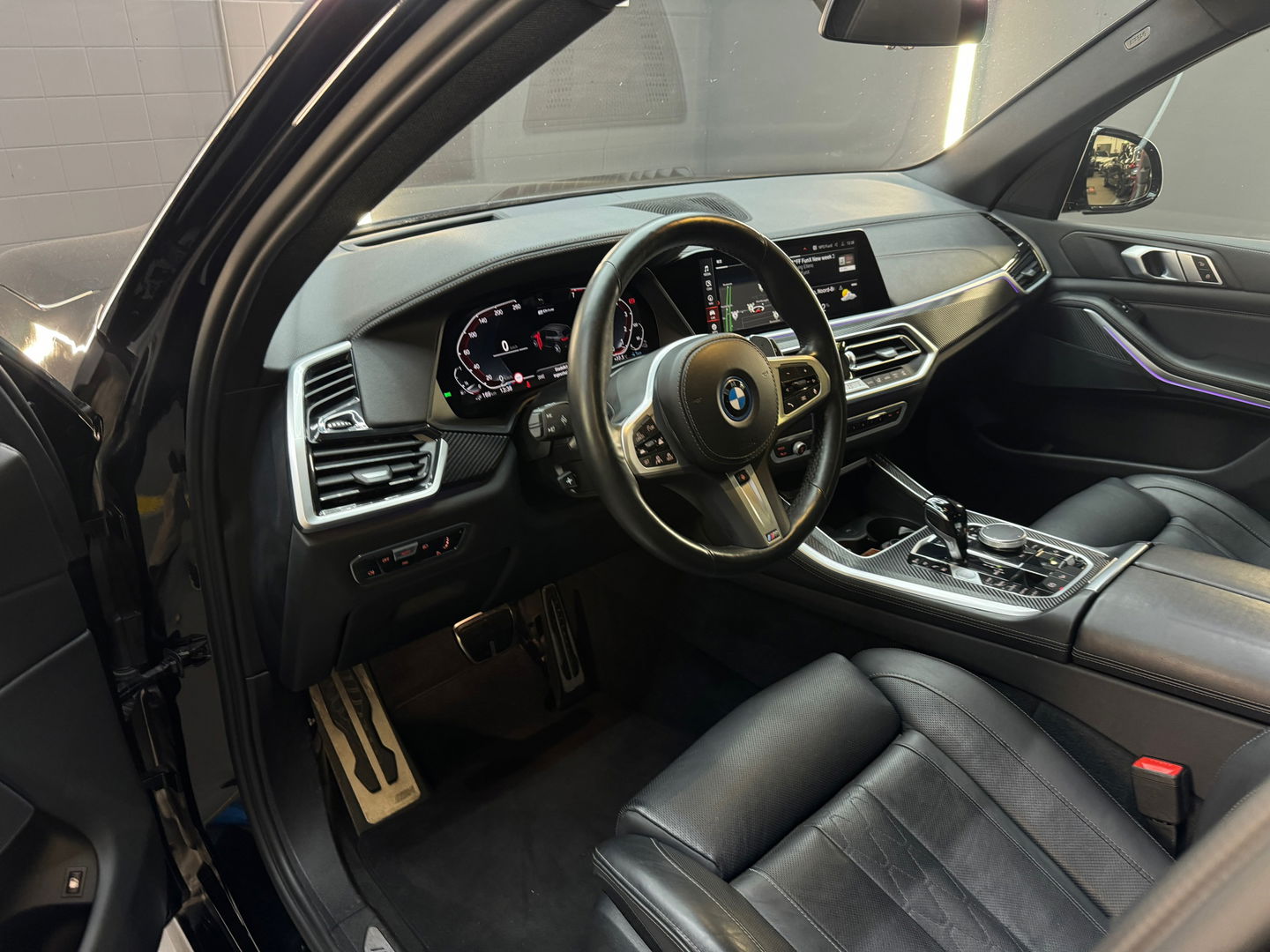 BMW X5 XDrive45e High Exec M Sport Pano|HuD|Skylounge|Memory