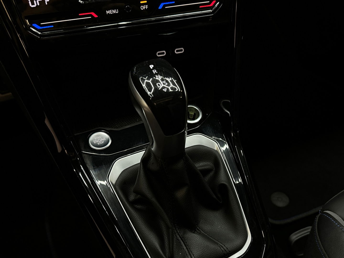 Volkswagen T-Roc R 2.0 TSI 4M Pano|Beats|Keyless|IQ|Camera